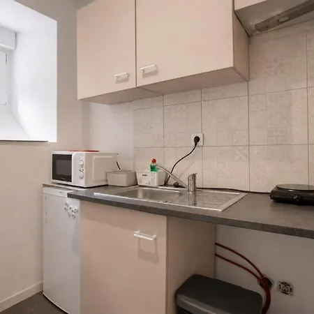 Deluxe Studio, Naturellement Frais, Parking Prive Gratuit, Centre Mulhouse