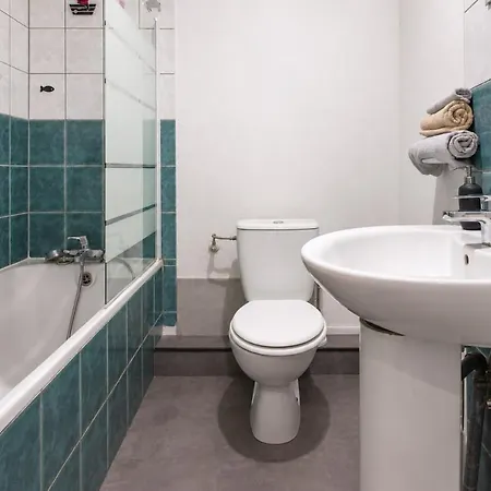Deluxe Studio, Naturellement Frais, Parking Prive Gratuit, Centre Apartman Mulhouse